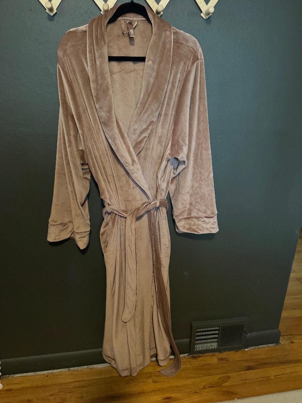 Skims Robe
